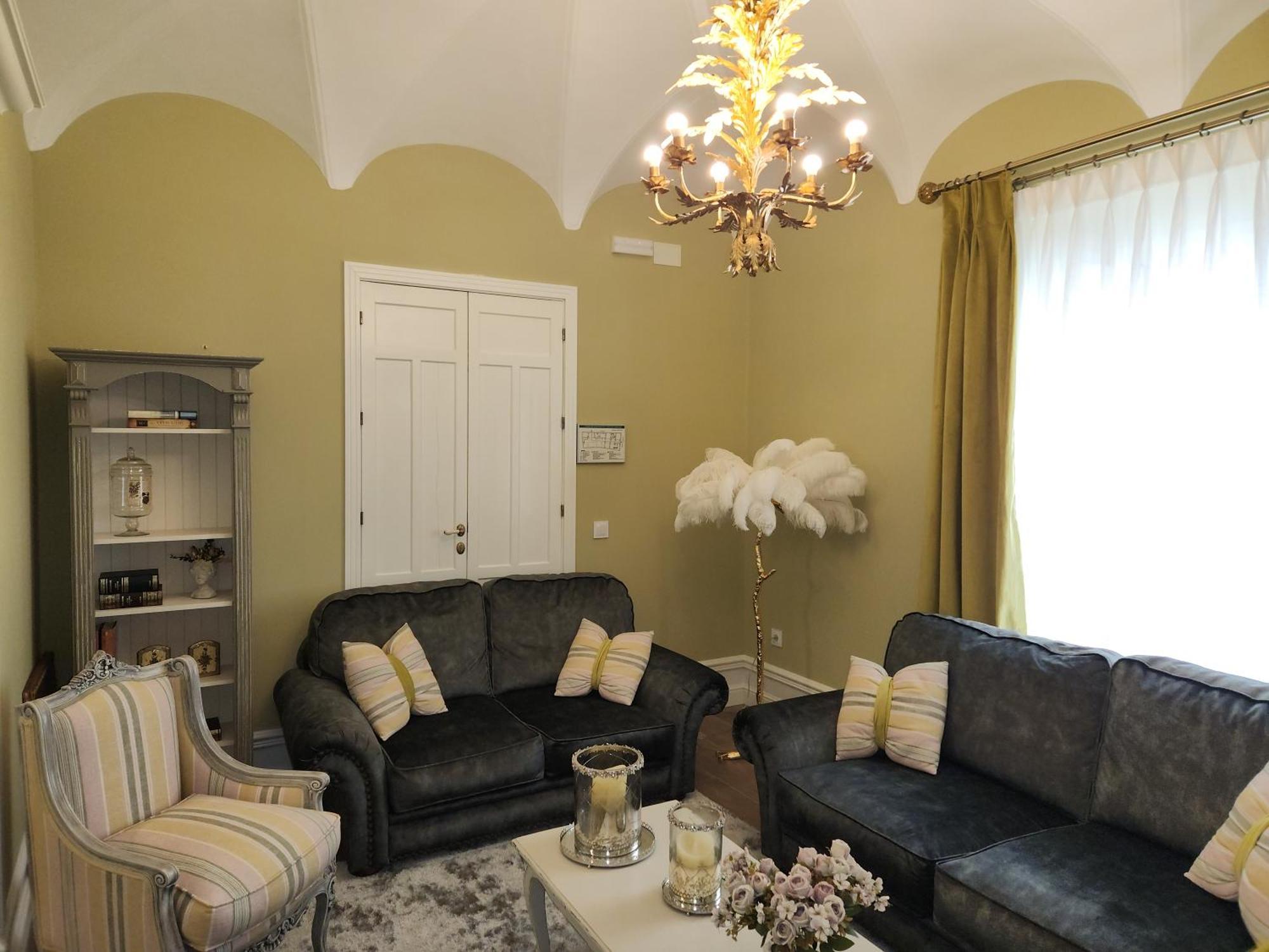 Hotel Boutique Iulia 5 Estrellas Medina de las Torres Extérieur photo